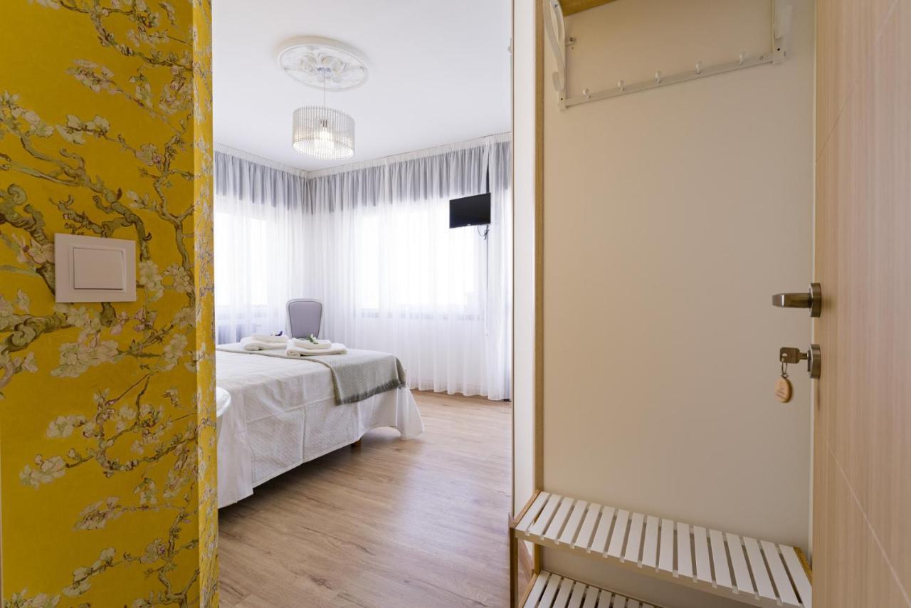 Pension Ferradura Melide Bagian luar foto