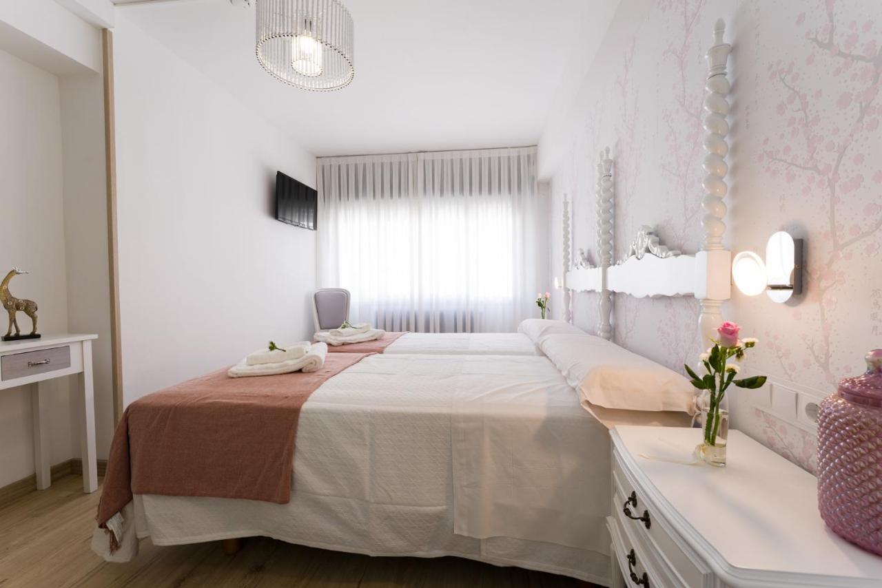 Pension Ferradura Melide Bagian luar foto