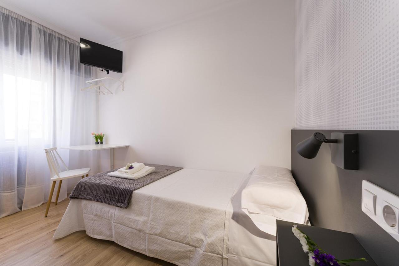 Pension Ferradura Melide Bagian luar foto